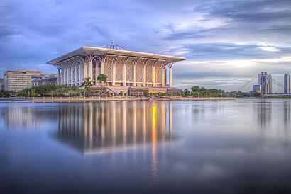 How to get to Masjid Tunku Mizan Zainal Abidin with public transit - About the place