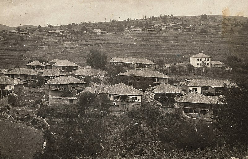 File:Tuhovishta 1942.jpg