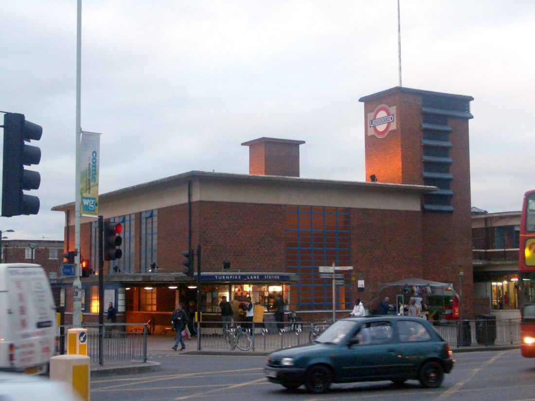 Turnpike Lane (metrostation)