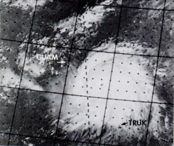 颱風麗妲於10月22日接近達到巅峰强度