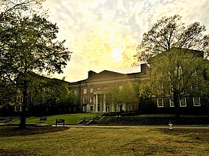 Đại Học Georgia: Lịch sử, Tổ chức, Khuôn viên trường
