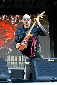 Uros Raskovski with Steelheart at Rockfest 80's