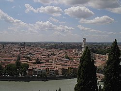 Verona sett frå Castel San Pietro.