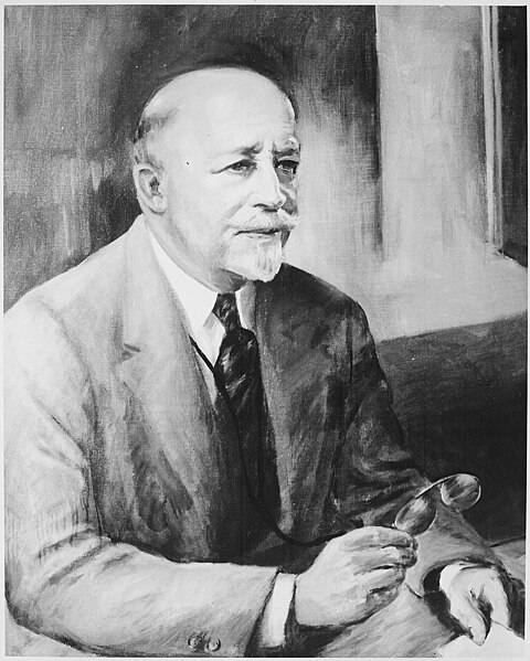 File:W.E.B. DuBois - NARA - 559200.jpg