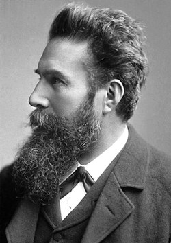 Retrach de Wilhelm Conrad Röntgen