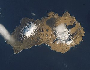 L'isola di Yunaska vista dallo spazio