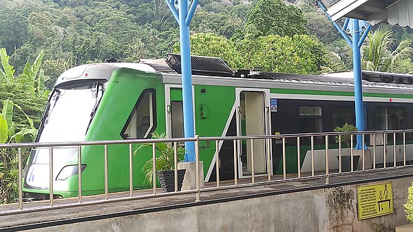 "+arya+" Kereta api Minangkabau Ekspres 2022 2.jpg