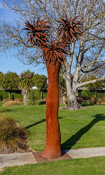 File:'Is Man an Ape or Angel?' sculpture in Addington, Christchurch, New Zealand 08.jpg