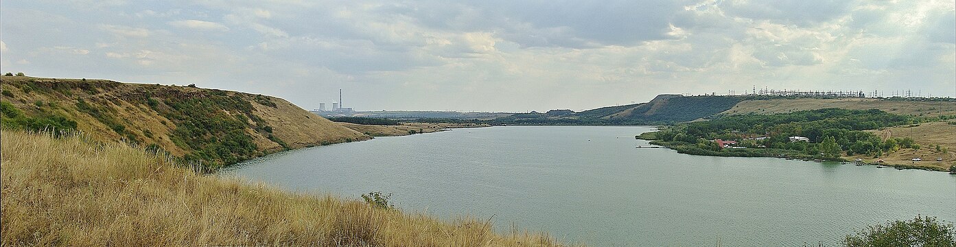 Водохранилища донецкая область. Ханженковское водохранилище Донецкая область. Старокрымское водохранилище Мариуполь. Старобешевское водохранилище. Водохранилища донецкого кряжа.