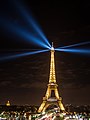 -COP21 - Human Energy à la Tour Eiffel à Paris - -climatechange (23546913106).jpg