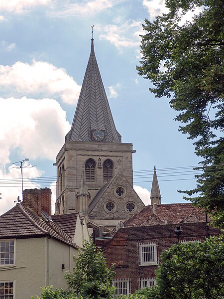 File:01-Rochester-Cathedral-001.jpg