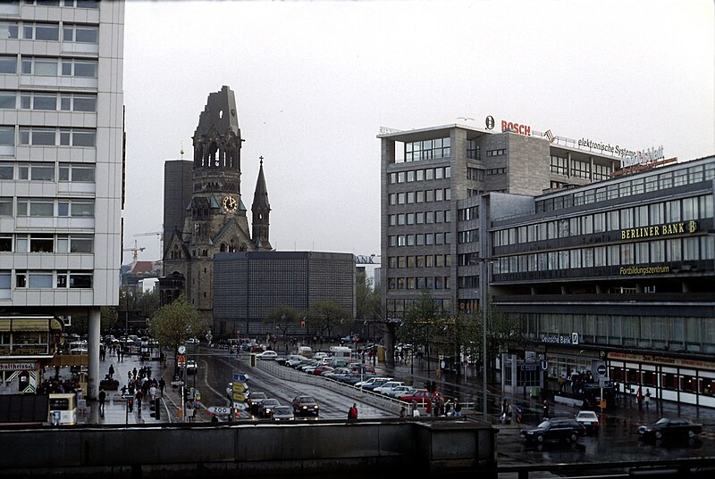 File:04 631 Bln Breitscheidplatz, Gedächtniskirche.jpg