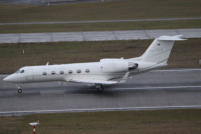 File:102004 Gulfstream G.IVSP Swedish Air Force ( 024 ) (12993642604).jpg