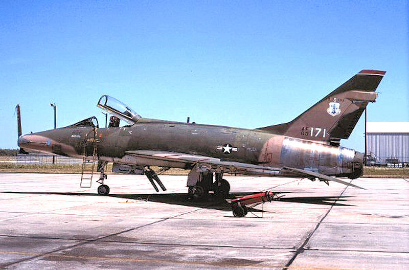 File:122d Tactical Fighter Squadron North American F-100D-75-NA Super Sabre 56-3171.jpg