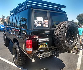 File:1985 Toyota Land Cruiser ZX 4WD Diesel rear.jpg - Wikimedia 