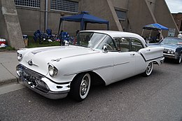 Una Oldsmobile 88 del 1957