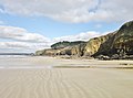 Les falaises entre la plage du Ris et celle de Trezmalaouen (vues de la plage découvrant seulement à marée basse) 7.