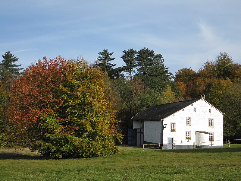 File:A Saint-Hubert - Fourneau St-Michel (Ferme de Lengeler 1).JPG