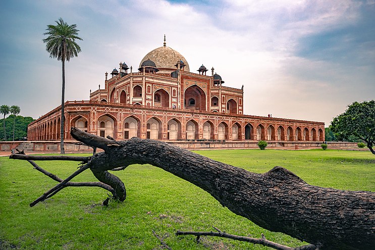 Humayun's Tomb, South East Delhi district, Delhi Photographer: Thesolorover