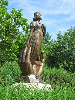 Alice Cogswell statue - Hartford, CT - 1.jpg