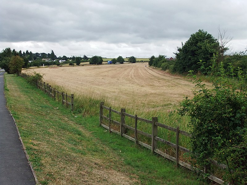 File:Awaiting Development - geograph.org.uk - 1960482.jpg