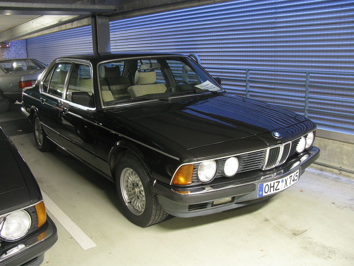 BMW 735i