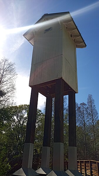 File:Bat house near Moccasin Pond in Moccasin Lake Nature Park, Clearwater, Florida, 19 March 2024 (02).jpg