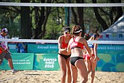 Deutsch: Beachvolleyball bei den Olympischen Jugendspielen 2018; Tag 8, 14. Oktober 2018; Mädchen, Achtelfinale – Bolivien-Puerto Rico 0:2 (18–21/18–21 ) English: Beach volleyball at the 2018 Summer Youth Olympics at 14 October 2018 – Girls Round of 16 – Bolivia-Puerto Rico 0:2 (18–21/18–21 )