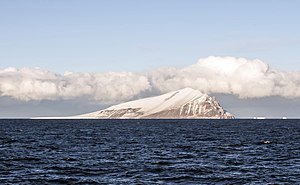 Die Beaufort-Insel mit Eisberg