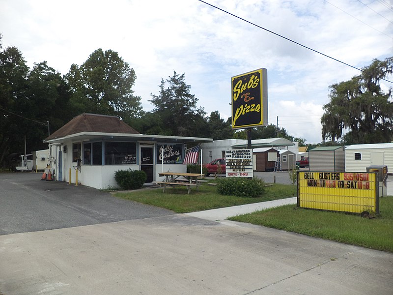 File:Belly Busters Subs & Pizza, Branford.JPG