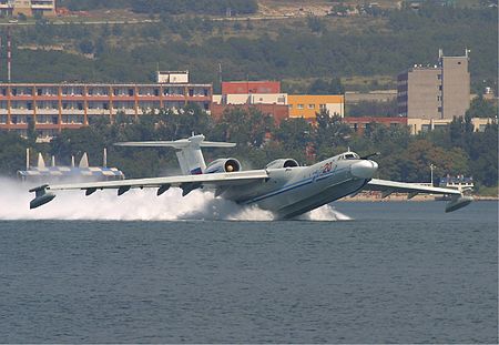 Beriev A-40