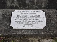 Bobby Leach'in mezar taşı