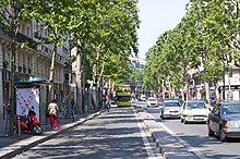 Datei:Boulevard_Saint-Germain,_Paris_June_2010.jpg