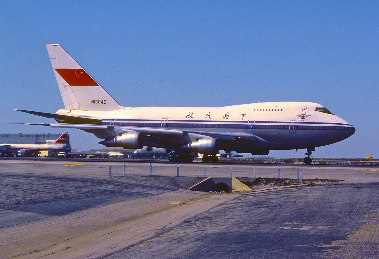 file:caac boeing 747sp-j6 n1304e@lax october 1982 bgo