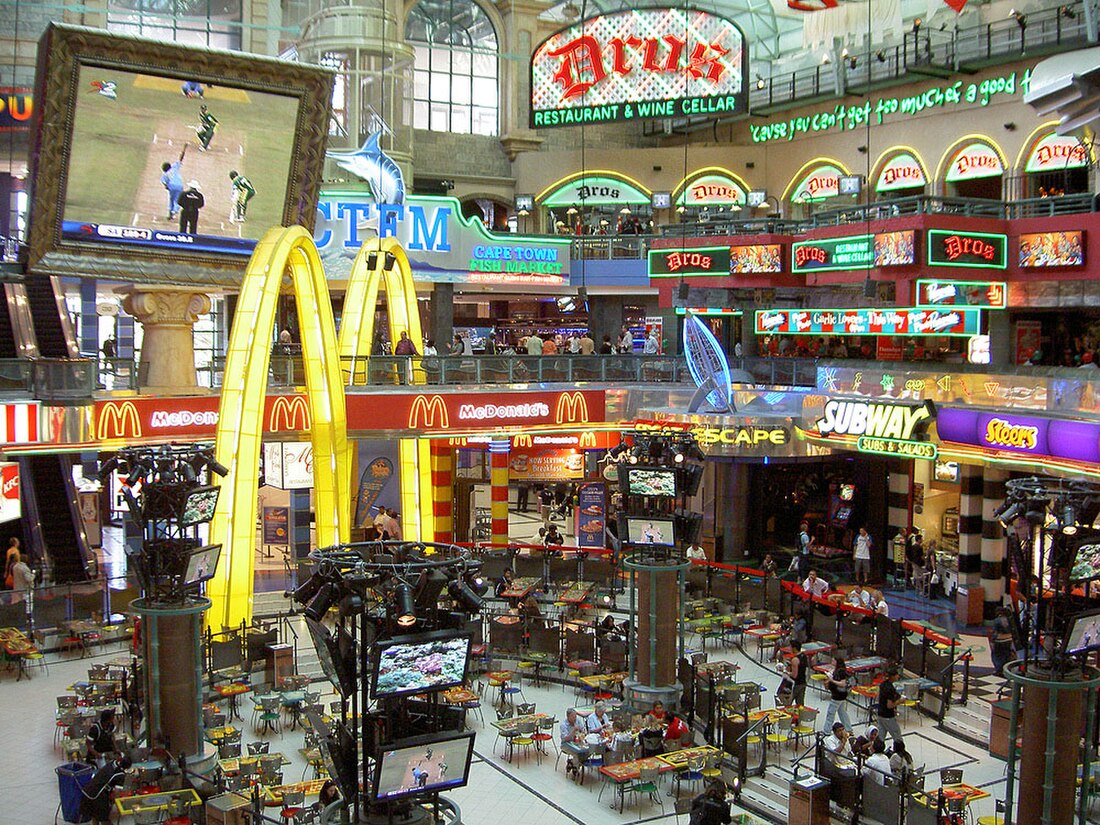 File:Canal-Walk-Food-Court.jpg