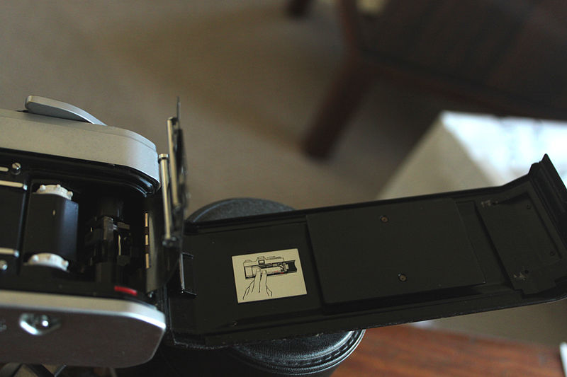 File:Canon FTb quick loader.JPG