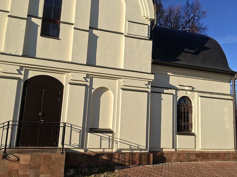 File:Church of the Theotokos of Tikhvin, Troitsk - 3492.jpg