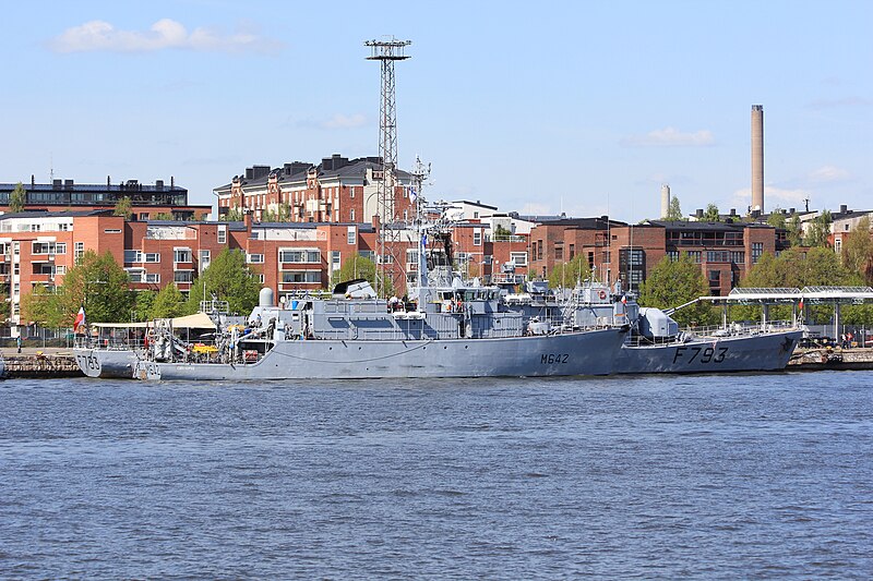 File:Commandant Blaison F793 Cassiopée M642 Katajanokka 4.JPG