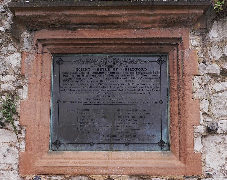 File:Commemorative plaque at Guildford Castle keep - geograph.org.uk - 2020154.jpg