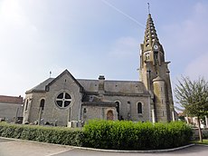 Condé-sur-Suippe (Aisne) Église, vue latérale.JPG