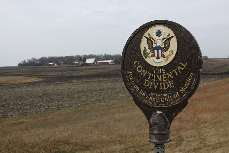 File:Continental Divide in South Dakota - panoramio.jpg