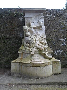 Coutances - Jardin des plantes, monument aux morts.JPG