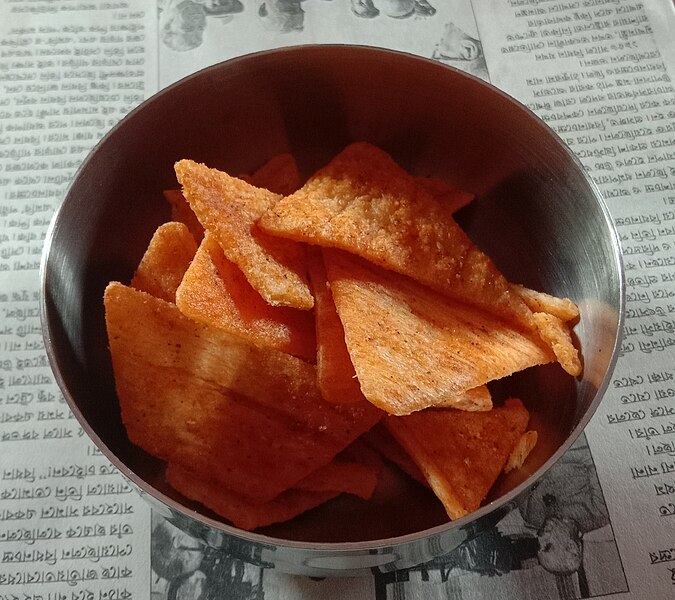 File:Crispy and spicy potato chips in West Bengal, India, photo taken by Yogabrata Chakraborty on July 1, 2023.jpg