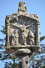 Cruz del cementerio (detalle 1) - Questembert.jpg