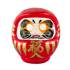 27/08: Un daruma, figura votiva japonesa representant el monjo budista Bodhidharma.