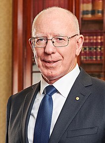 Portrait photo of Governor-General David Hurley