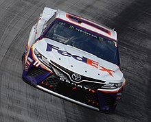 Denny Hamlin - Wikipedia