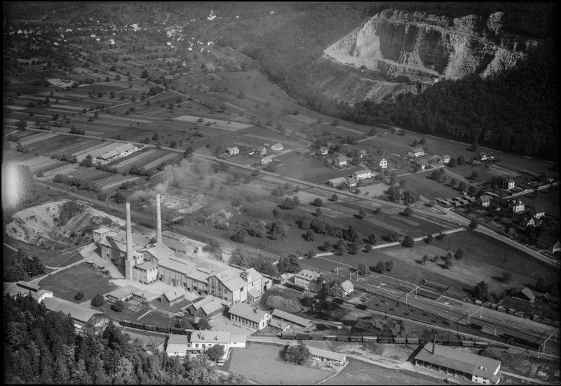 File:ETH-BIB-Würenlingen, Zementfabrik-LBS H1-012638.tif