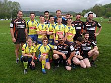 Photographie représentant une groupe de joueuses et de joueurs de rugby à 5.