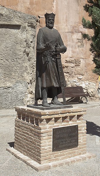 File:Estatua de Alfonso I 'El Batallador', Calatayud, España, 2012-08-24, DD 01.JPG